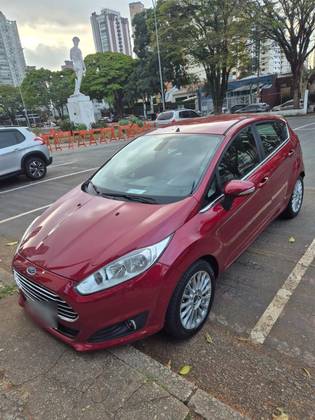 FORD FIESTA 1.6 TITANIUM HATCH 16V FLEX 4P POWERSHIFT
